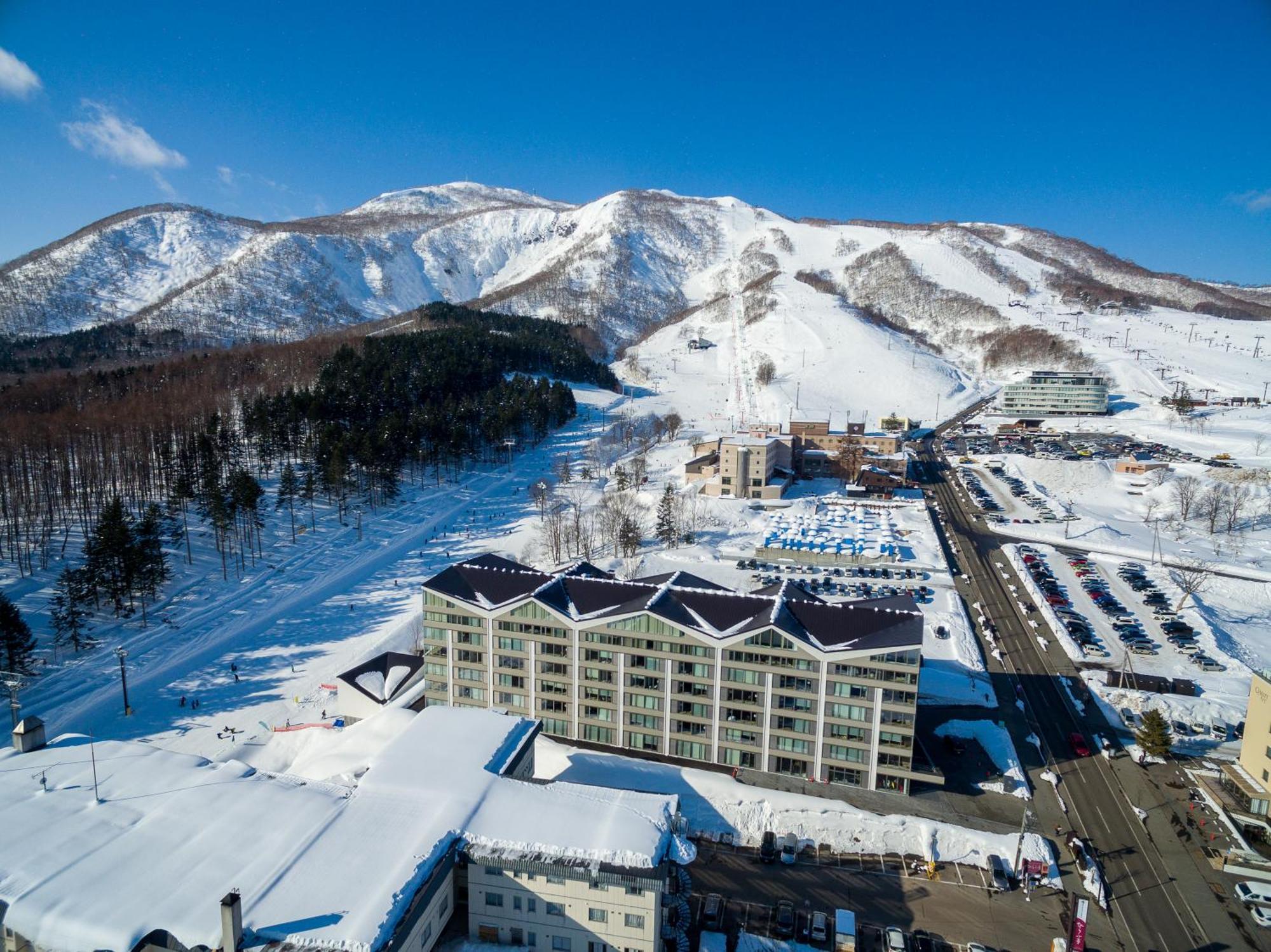Hotel The Maples Niseko 4*